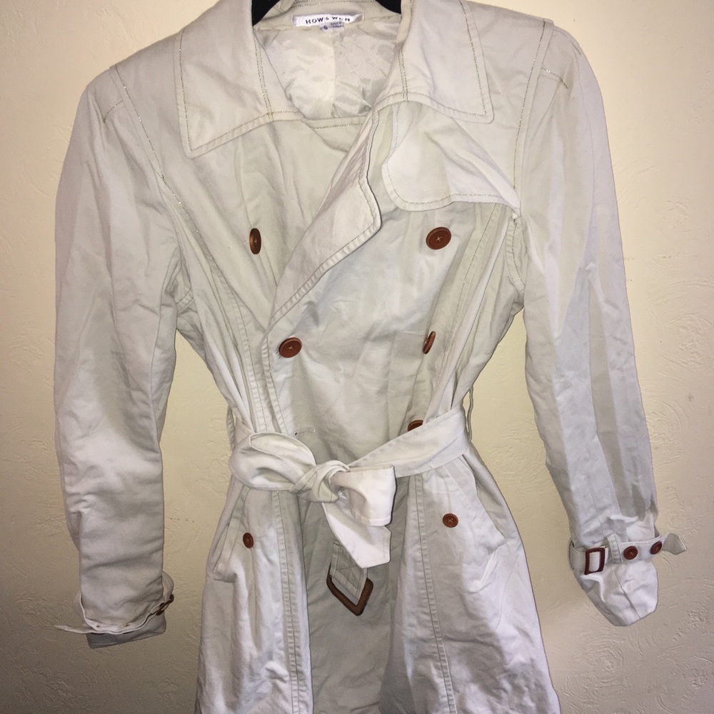 White trench coat in like new condition.